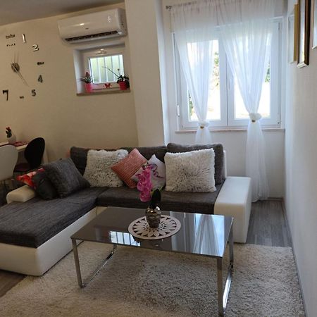 Apartments Mary & Free Parking Rovinj Cameră foto